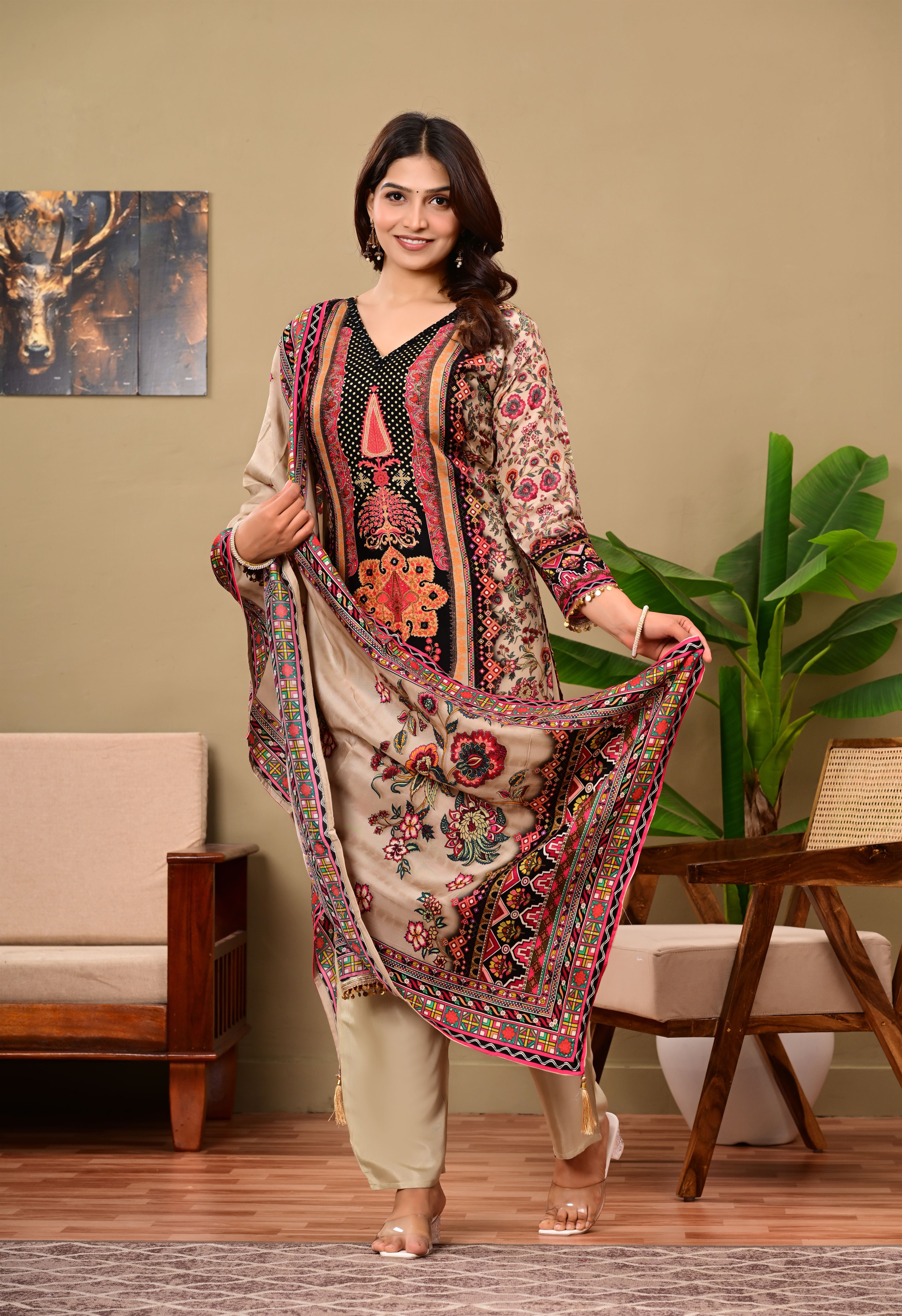 Pakistani Panel work designed suit set