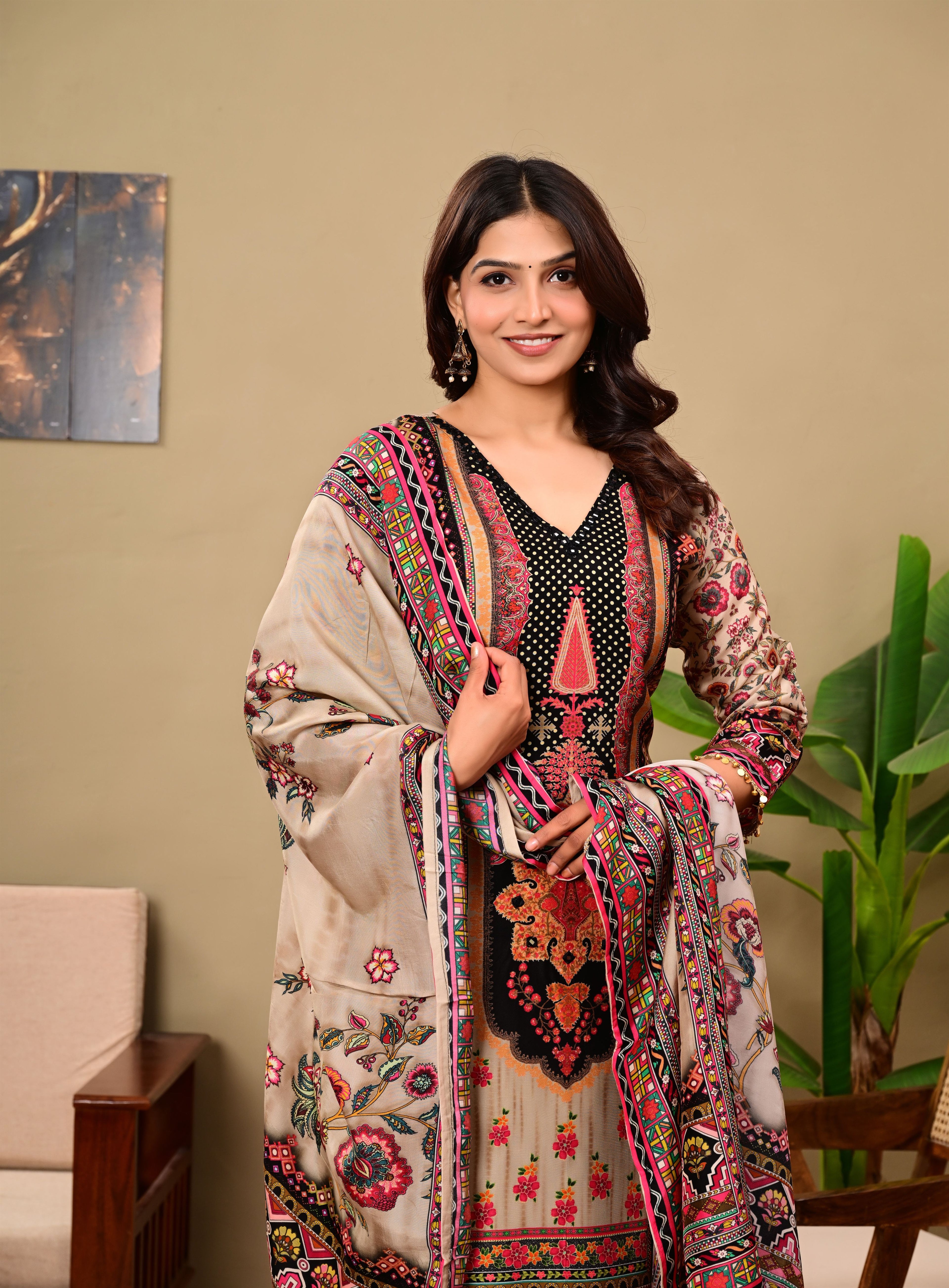 Pakistani Panel work designed suit set