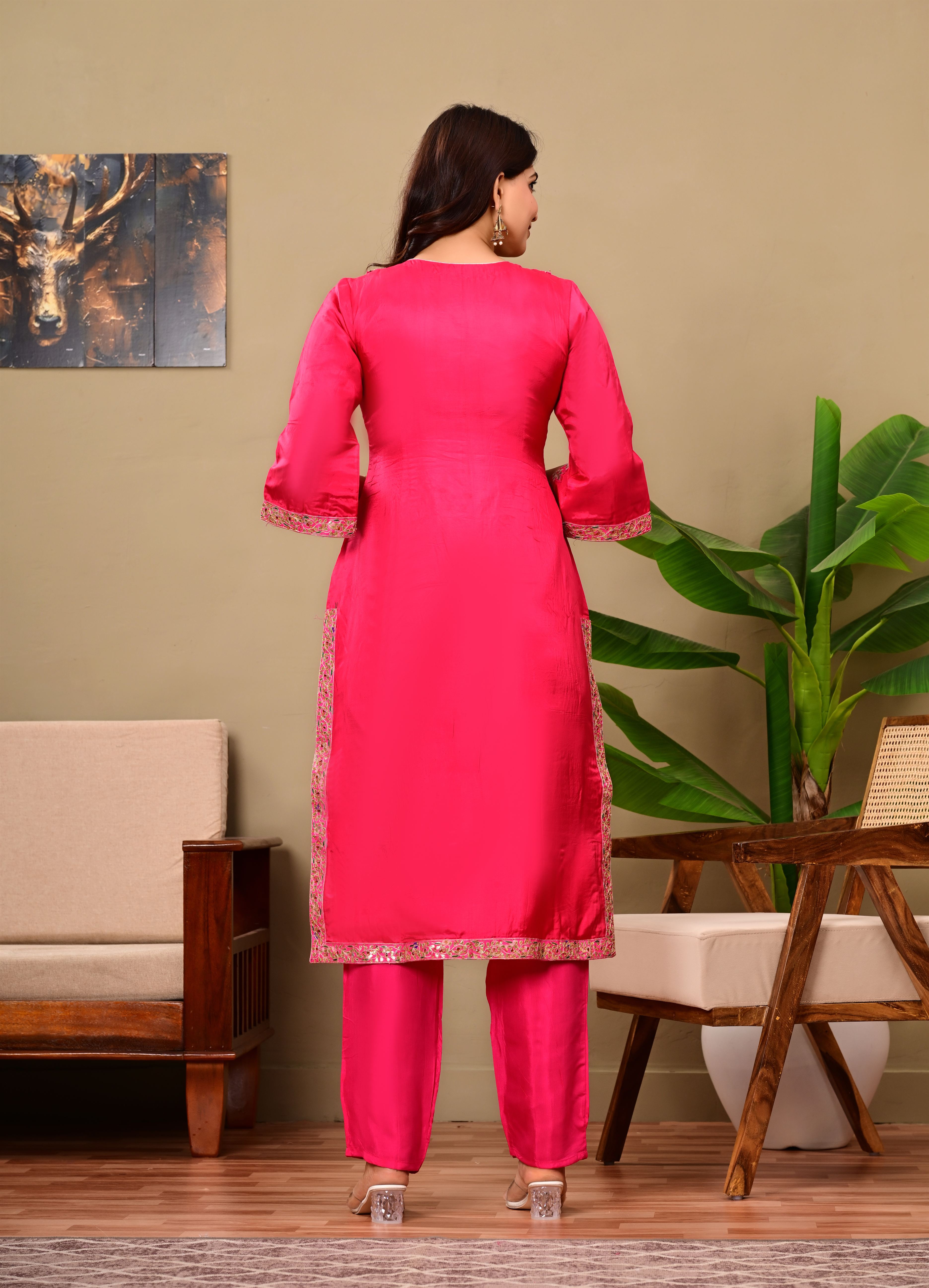 Silk suit with Lacework detailing on Neck and Sleeves with organza dupatta