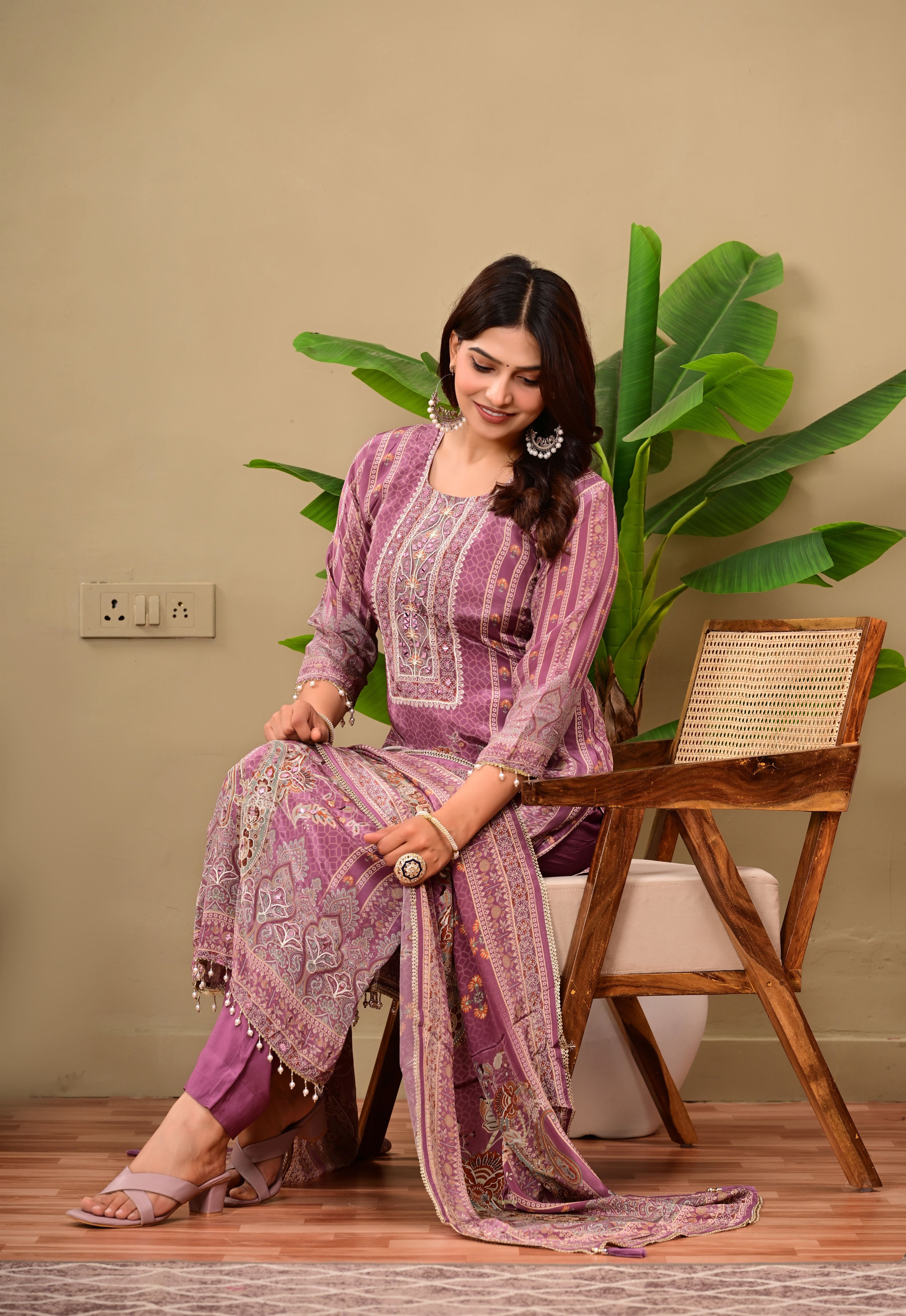 Mauve crepe suit set