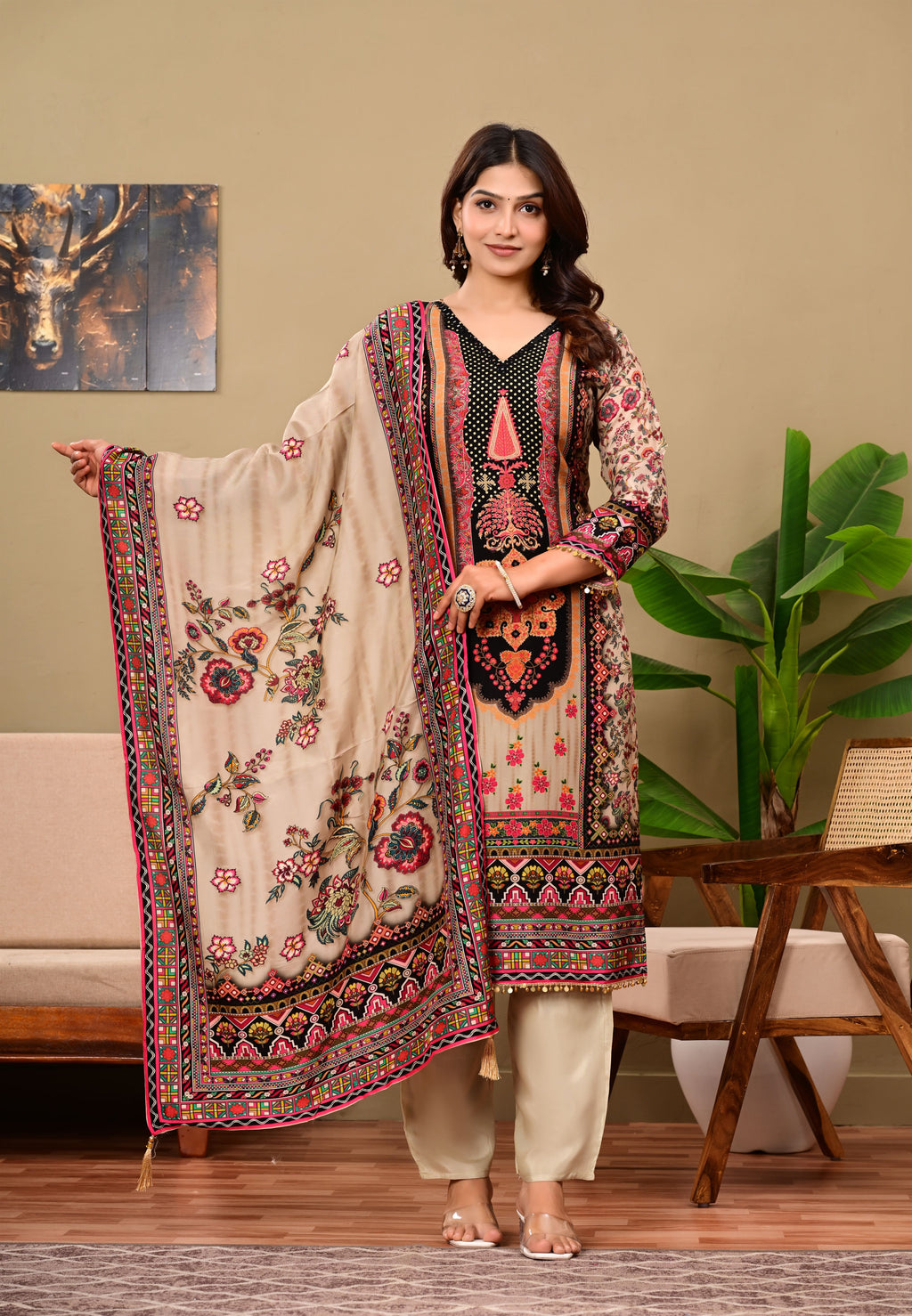 Pakistani Panel work designed suit set