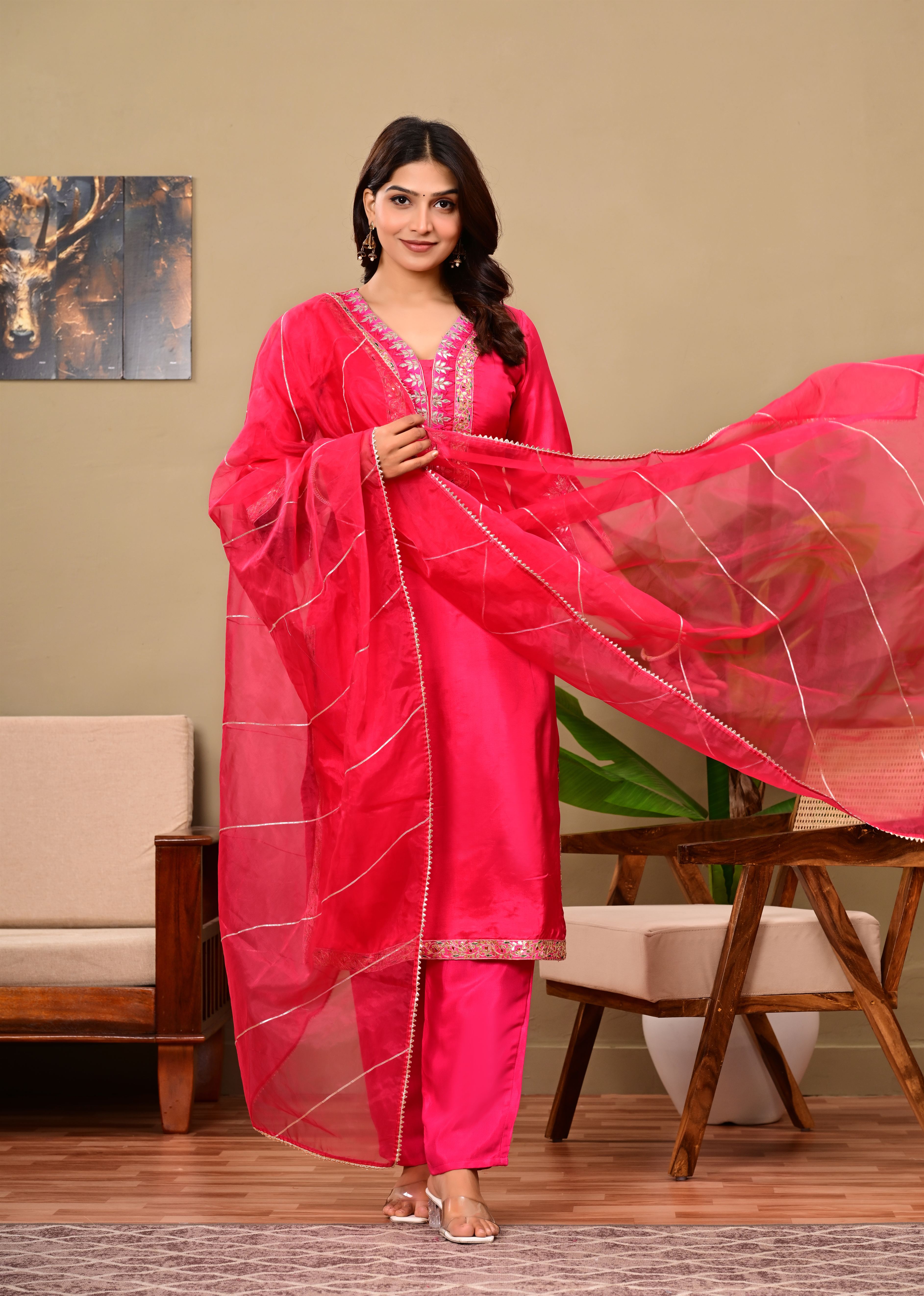 Silk suit with Lacework detailing on Neck and Sleeves with organza dupatta