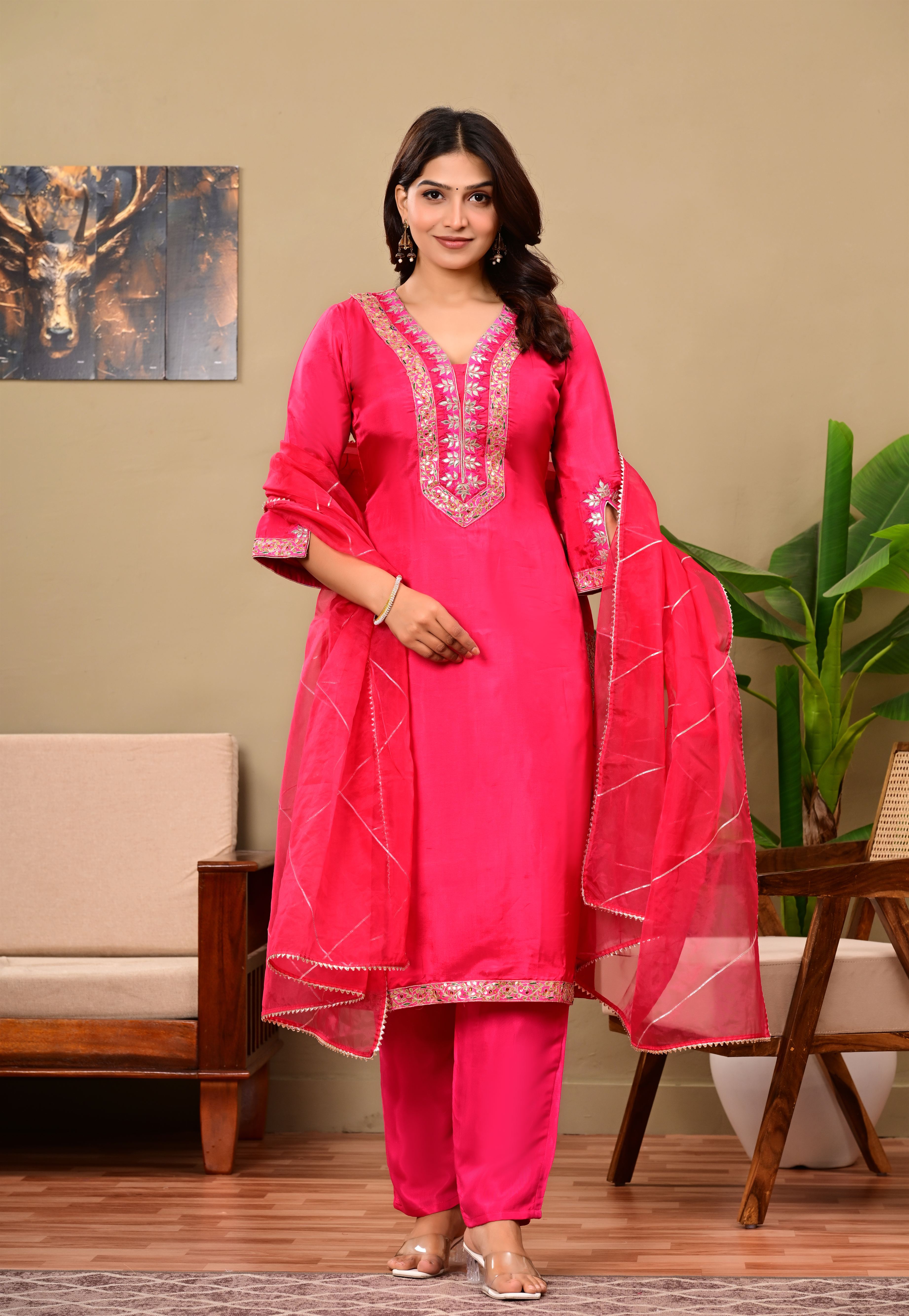 Silk suit with Lacework detailing on Neck and Sleeves with organza dupatta